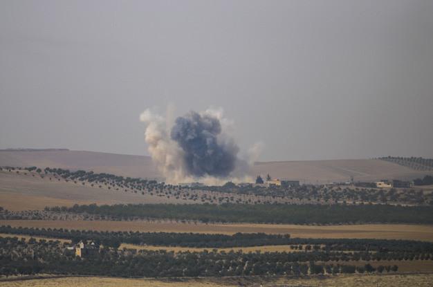 Turkish army-backed rebels advance inside Syria on ISIL