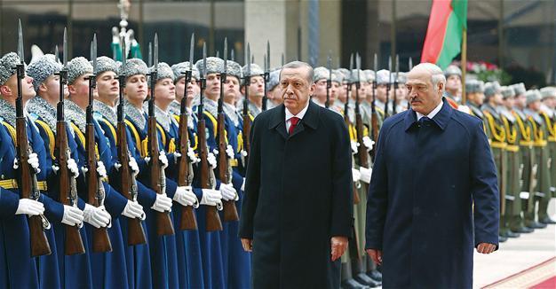 Turkish President Erdoğan seeks to boost trade ties with Belarus