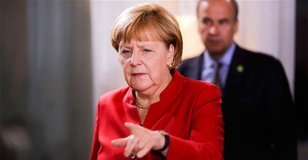 Erdoğan, Merkel discuss developments in Syria over phone