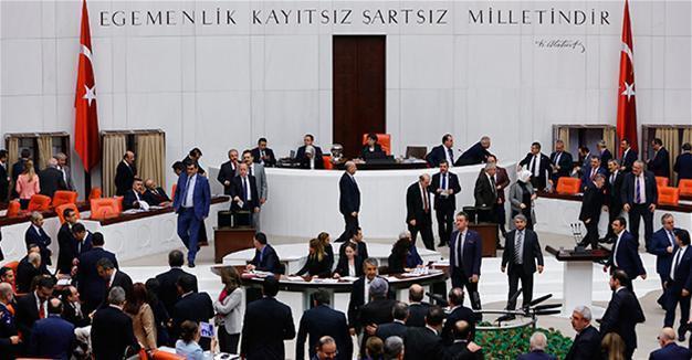 Turkish Parliament approves Article 12 of constitutional package
