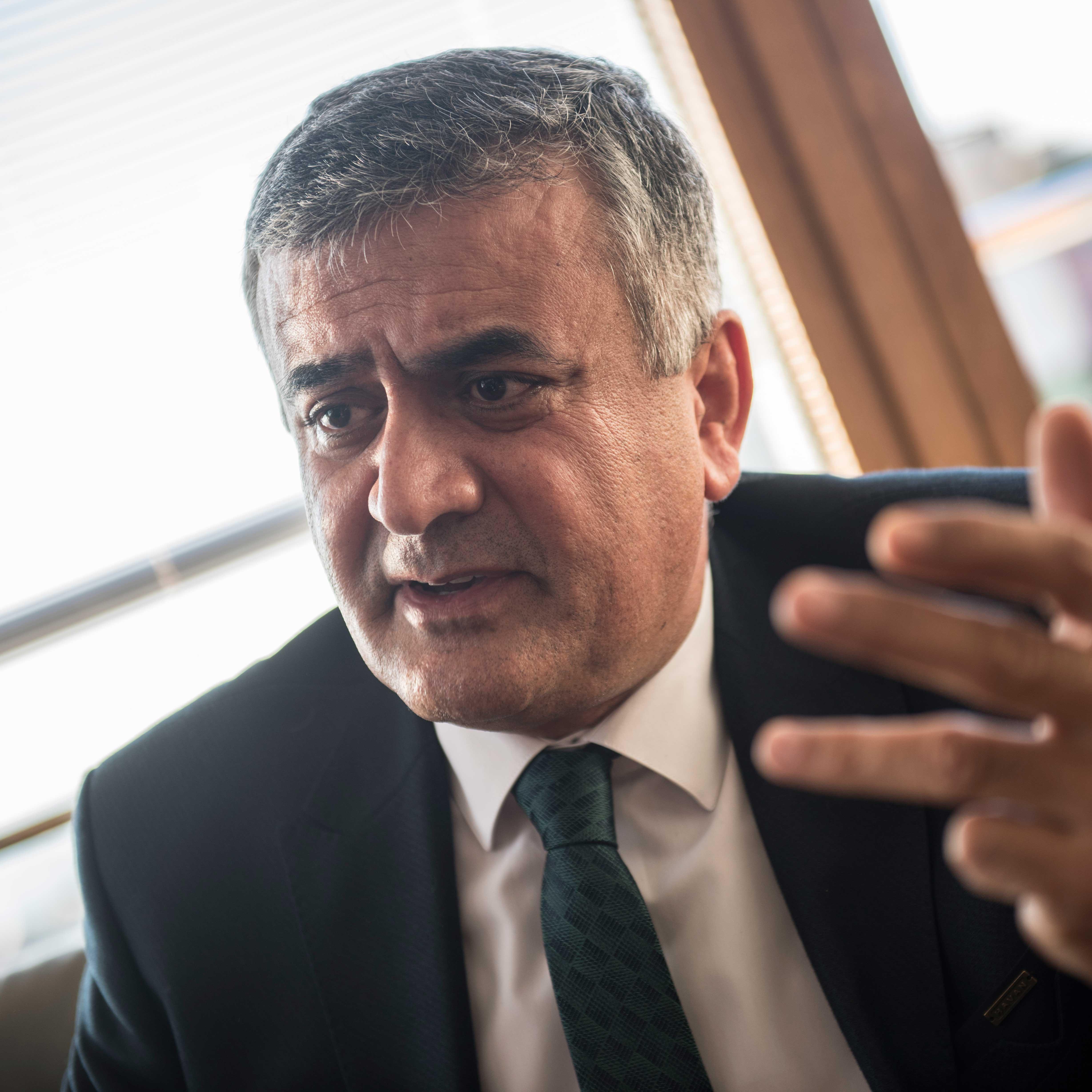 Undecided, floating votes to determine referendum results