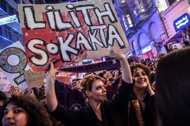 Tens of thousands march across Turkey on International Women’s Day