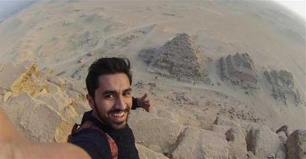 Turkish man released by Egyptian police after climbing Great Pyramid in Cairo
