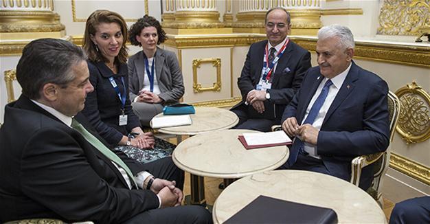 German FM says he agrees with Turkish PM on need to improve ties