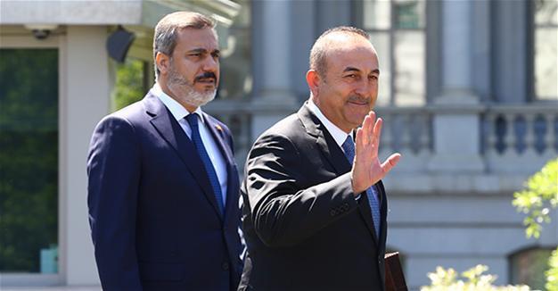 US provides assurances to Turkey over YPG role in ISIL fight