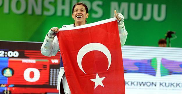Turkish taekwondo athlete wins gold medal in South Korea