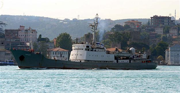 Russian intel ship traverses Istanbul’s Bosphorus Strait