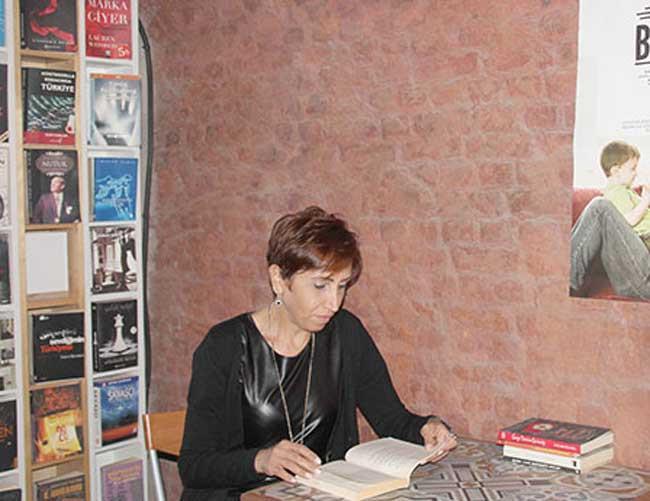 Garbage collectors dig out treasure from trash in Turkey’s Ankara