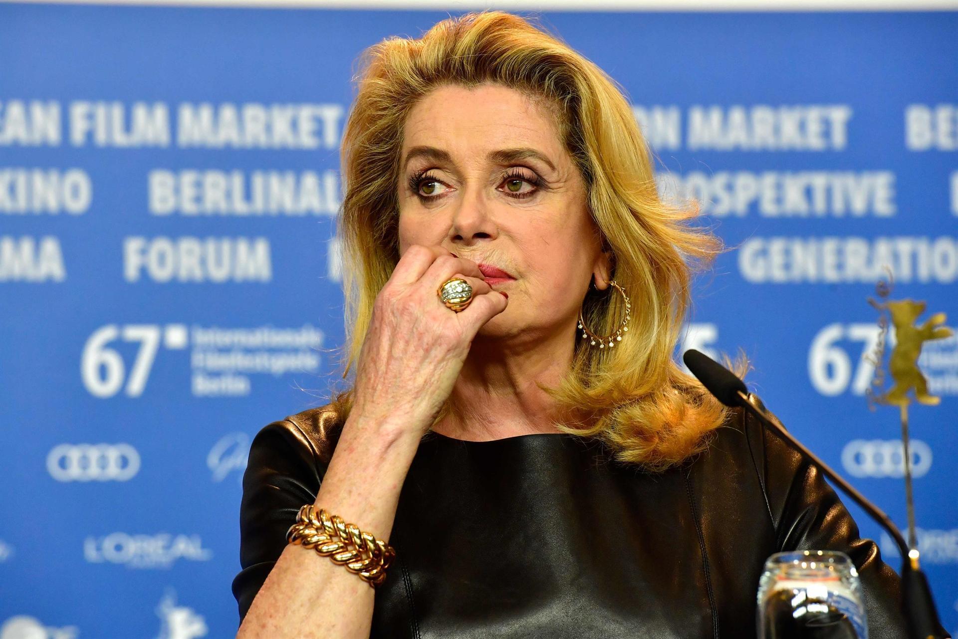 French star Deneuve defends men's 'right' to chat up women