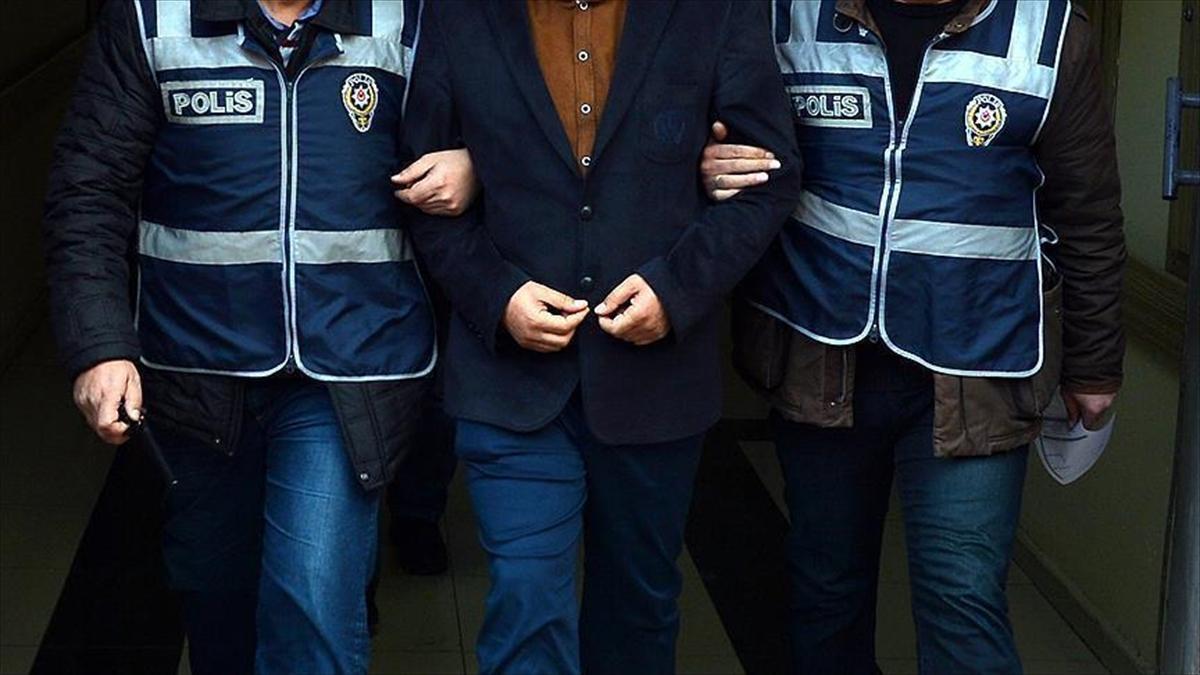 Turkish navy chief’s bodyguard arrested over FETÖ links - Türkiye News