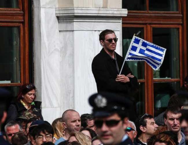 Greece gets green light for 6.7 billion euro bailout batch