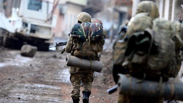 Two soldiers killed in counter-terrorism operations in Turkey