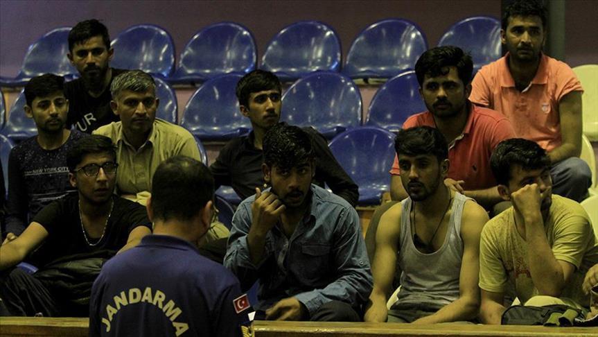 Over 185 undocumented migrants captured in Turkey’s west