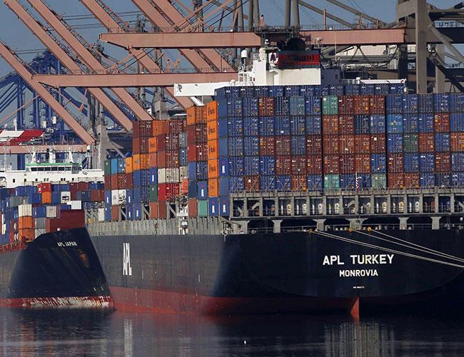 Turkey’s foreign trade deficit narrows 58 pct in August