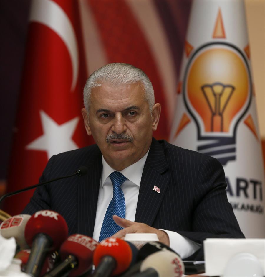 AKP mayoral candidate tells Istanbul rival to ‘patiently wait for results’