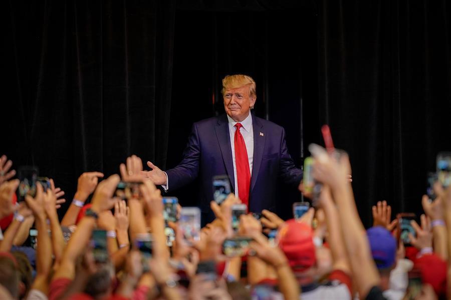 No Trump hotel for Greenland, US president promises