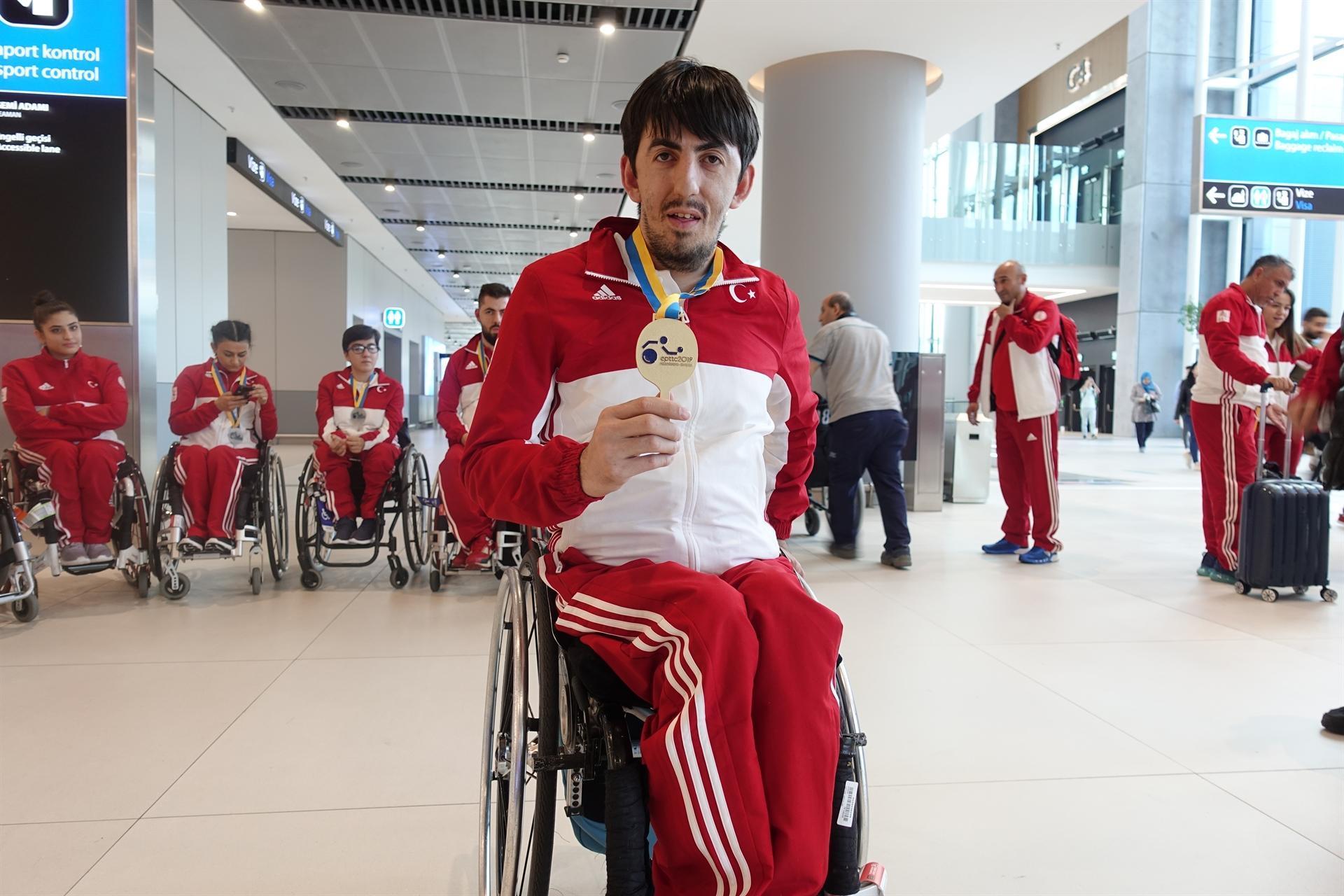 Turkish athletes bag medals in Paralympic sports - Turkish News 