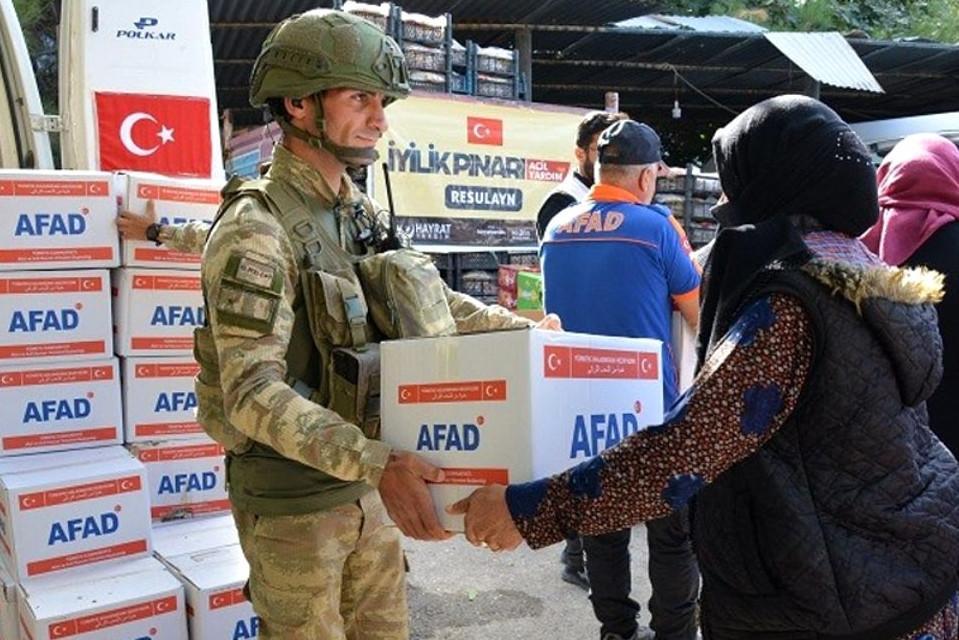 Turkeys disaster response agency brings aid to Syria