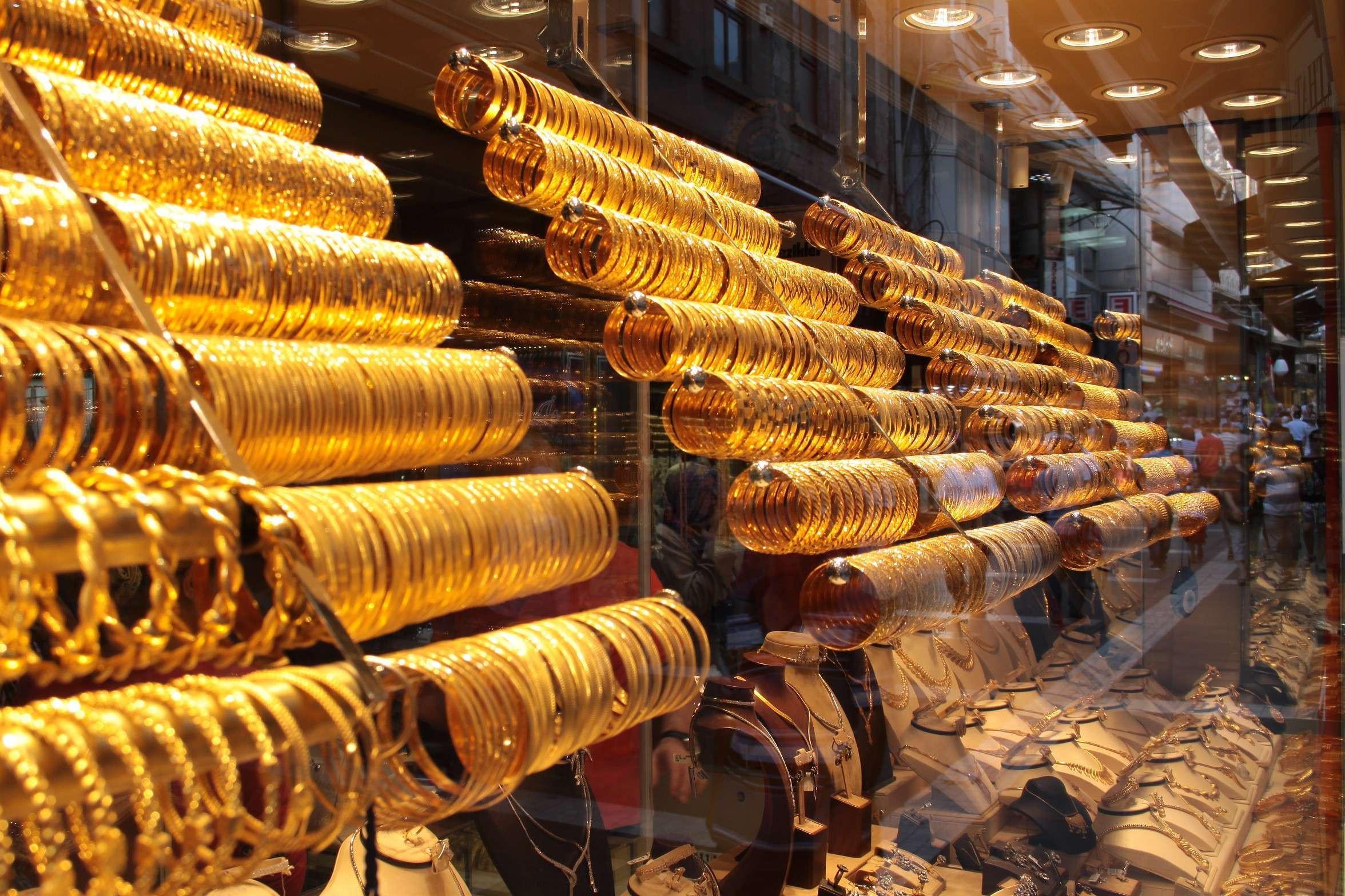 Jewelry exports hit $378 mln