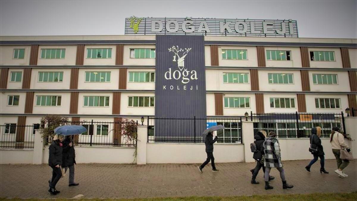 University buys out bankrupt school chain