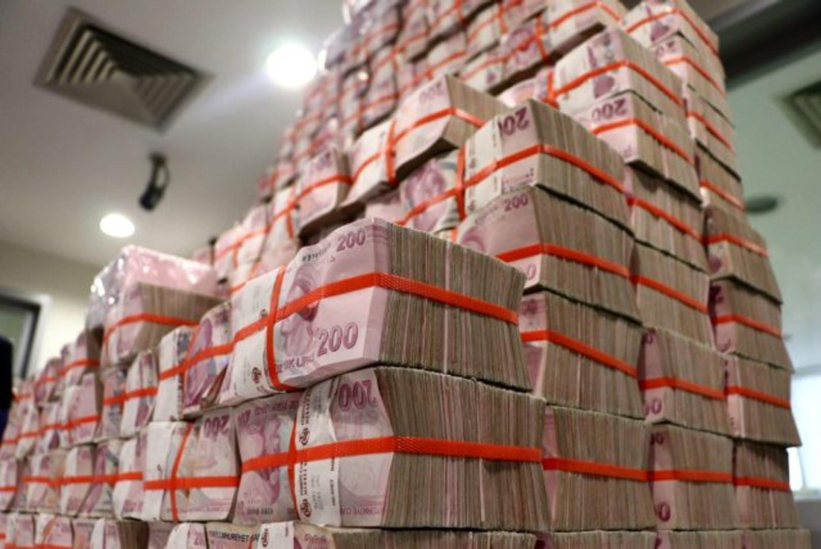 Treasury borrows over $670 mln through auction