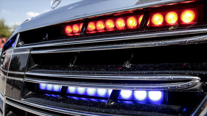 2,000 people fined for using strobe lights in cars in four months