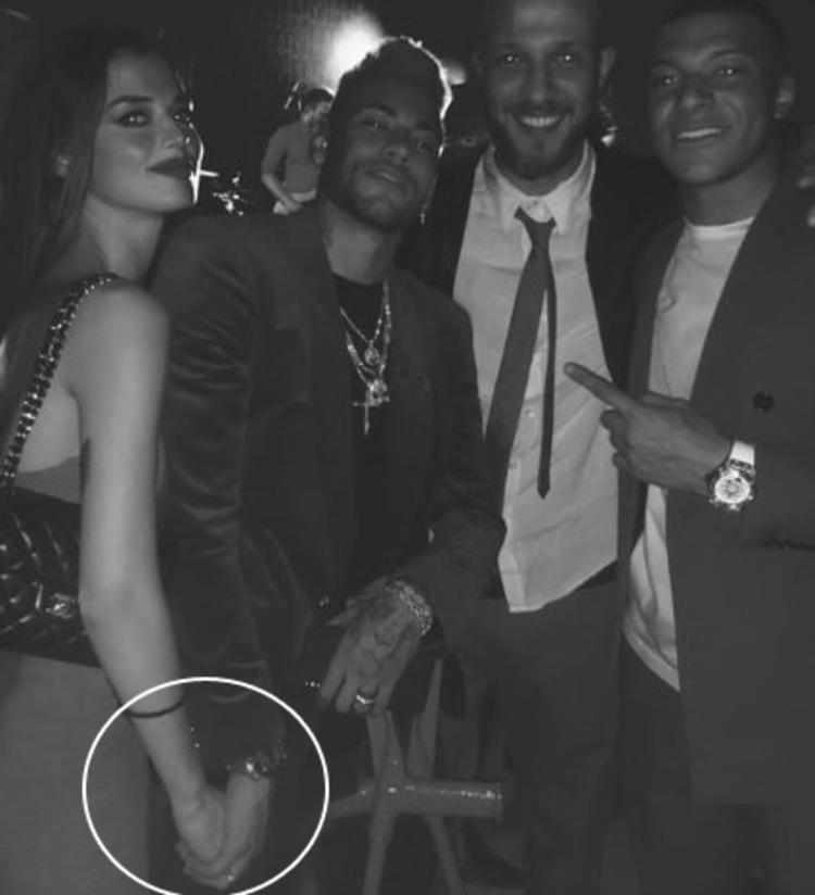 El Clasicoda Elif Aksu sürprizi Vinicius Junior paylaştı...