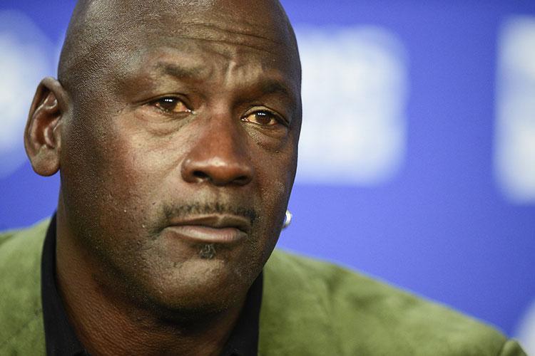 Michael Jordan'la Gözleriyle Ilgili Korkunç şüphe! Siroz Ve Kanser Riski