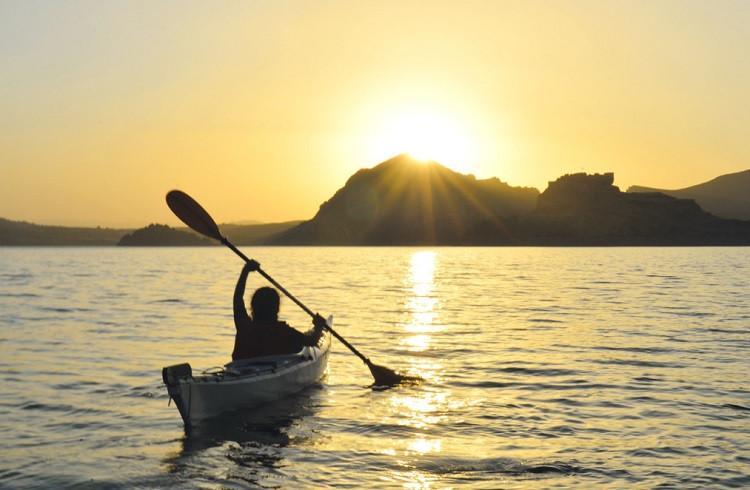Canoe lovers new favorite: Keban Dam