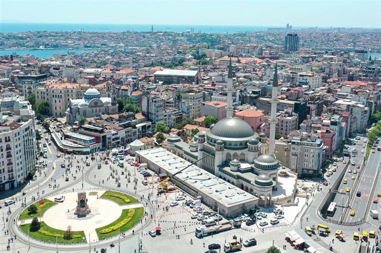 Erdoğan Inaugurates Mosque In Taksim Square - Türkiye News