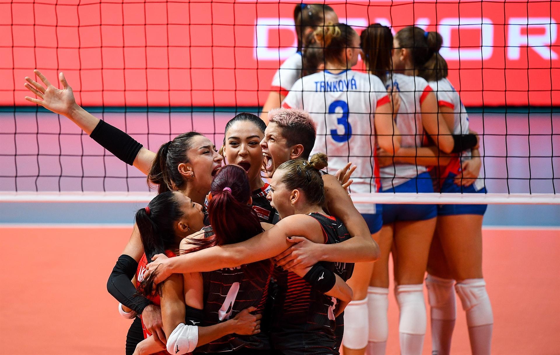 Turkish Women S Volleyball Team Reach Quarterfinals In Cev Eurovolley 2021 Turkish News