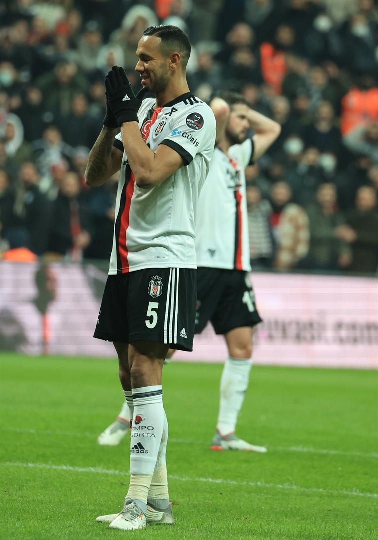 Beşiktaş-Gaziantep FK Maçından En özel Fotoğraflar! - Spor Haberi