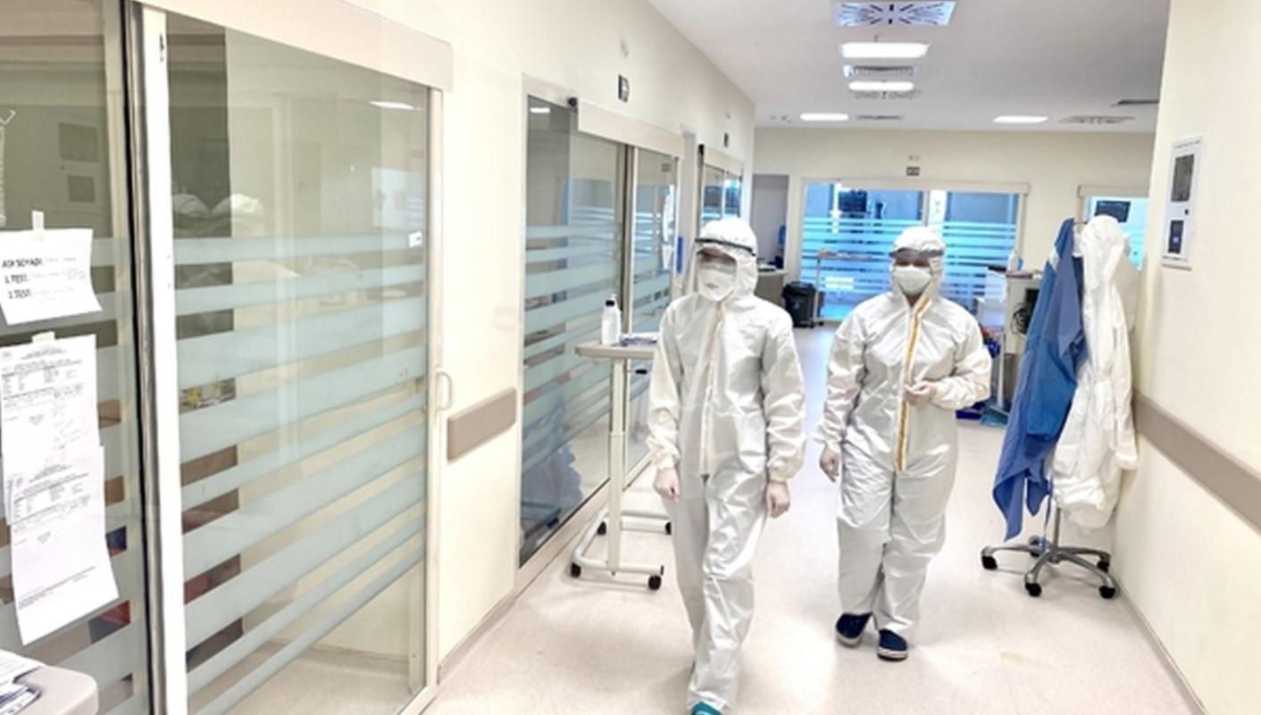 Turkey reports 3,354 new coronavirus cases, 17 more deaths