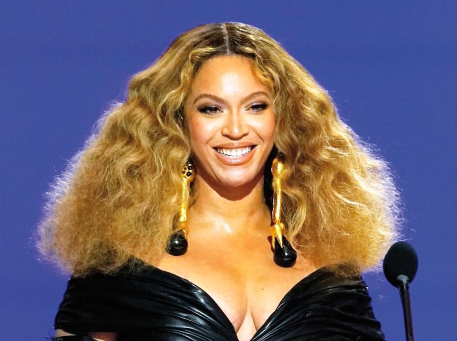 Beyoncé Breaks The Internet Again! Announces New Album 'Renaissance'