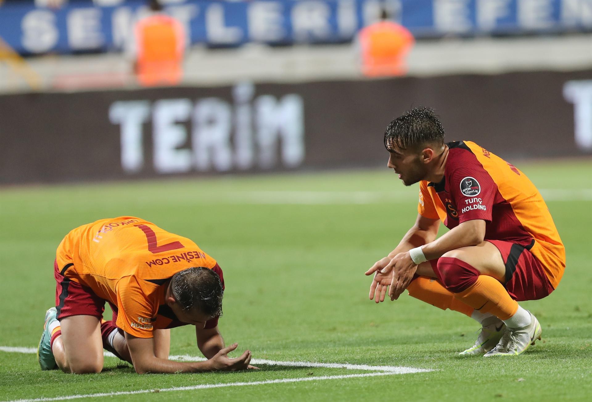 940. Kasımpaşa-Galatasaray maçından en özel fotoğraflar. 