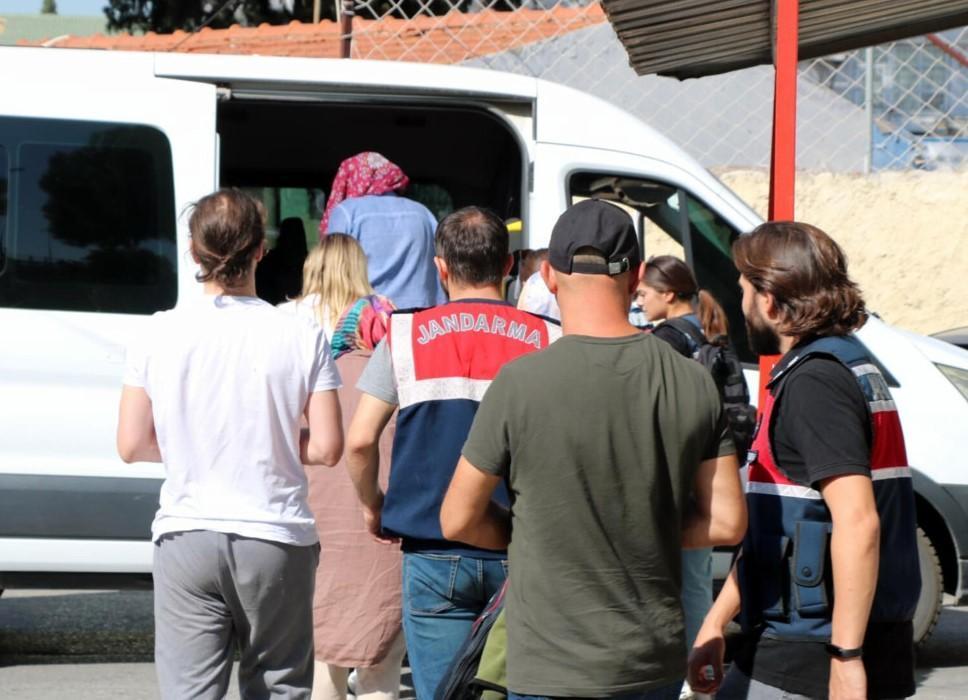 Seven FETÖ Convicts Nabbed In Attempt To Flee Greece - Türkiye News