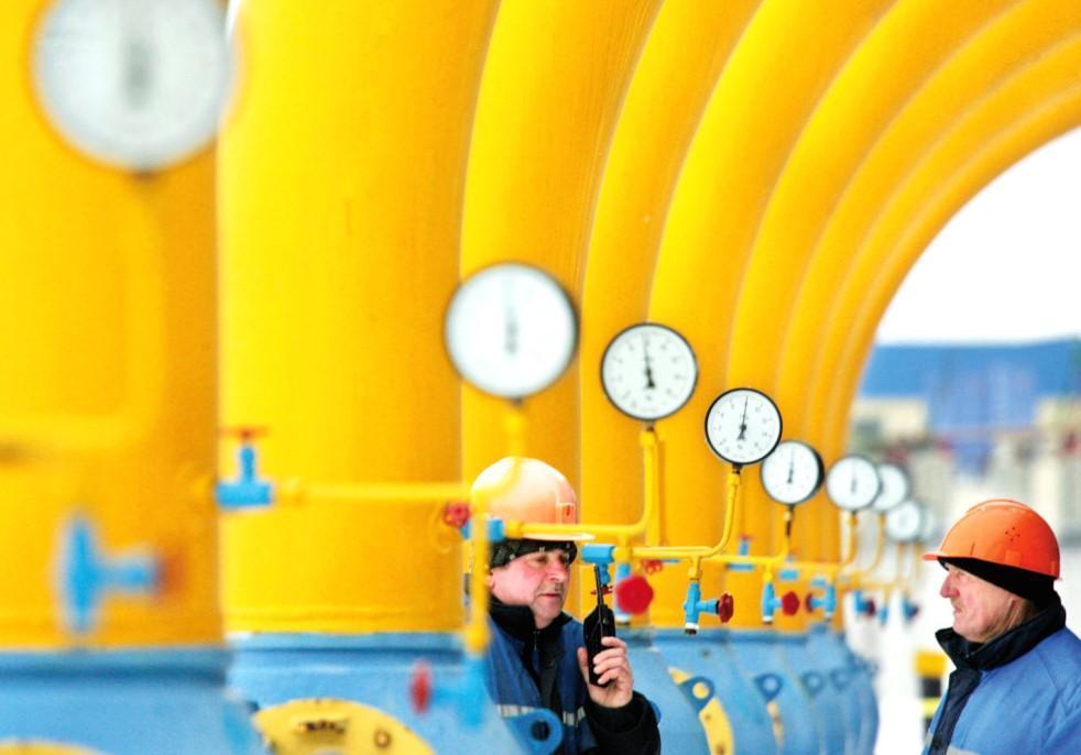 Gazprom Threatens Europe Gas Cuts Through Ukraine - Latest News