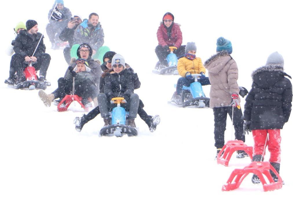 Many cities welcome snowfall amid drought