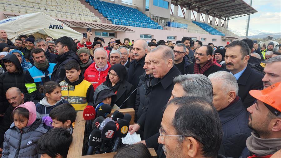 Gov’t to provide rental assistance to quake victims: Erdoğan