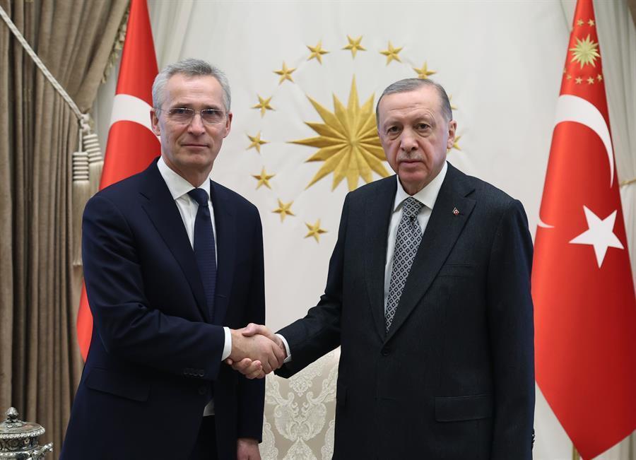 NATO chief expresses solidarity with Türkiye after quake disaster ...