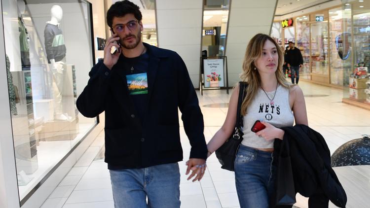 Yasmin Erbil e il suo fidanzato Poyraz Yiğit vanno in Italia