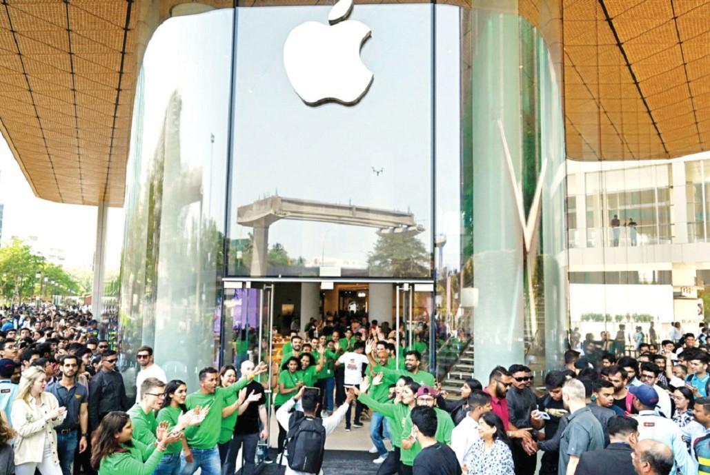 IPhone Maker Foxconn Buys Huge Site In India Tech Hub - Latest News