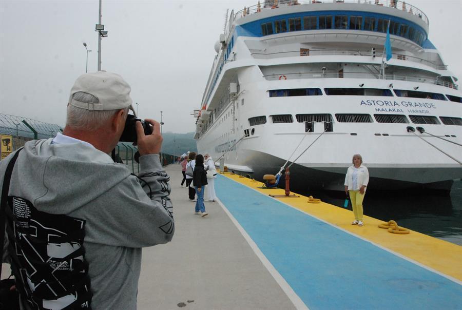 Over 17,000 Russians visit Amasra by cruise in 10 months - Türkiye