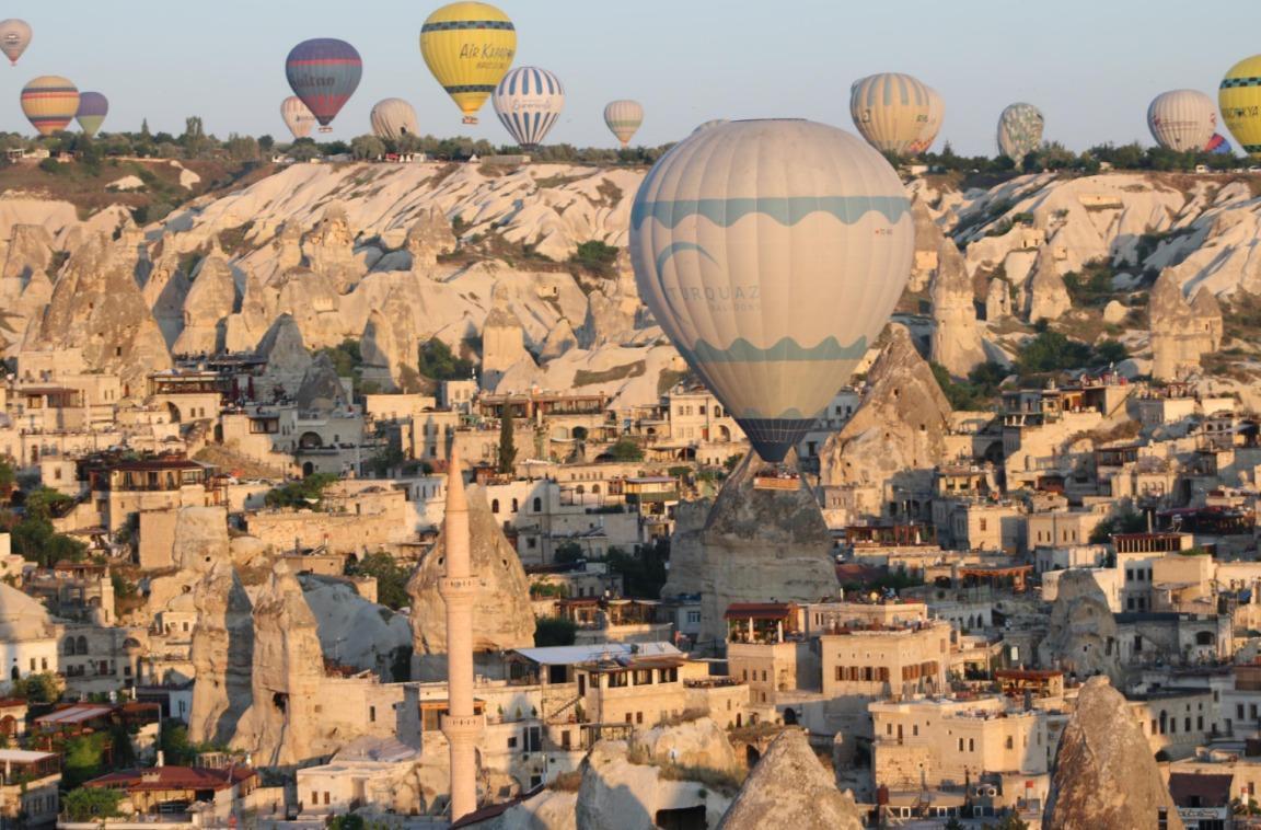 Cappadocia welcomes more than 35,000 visitors in two days - Türkiye News