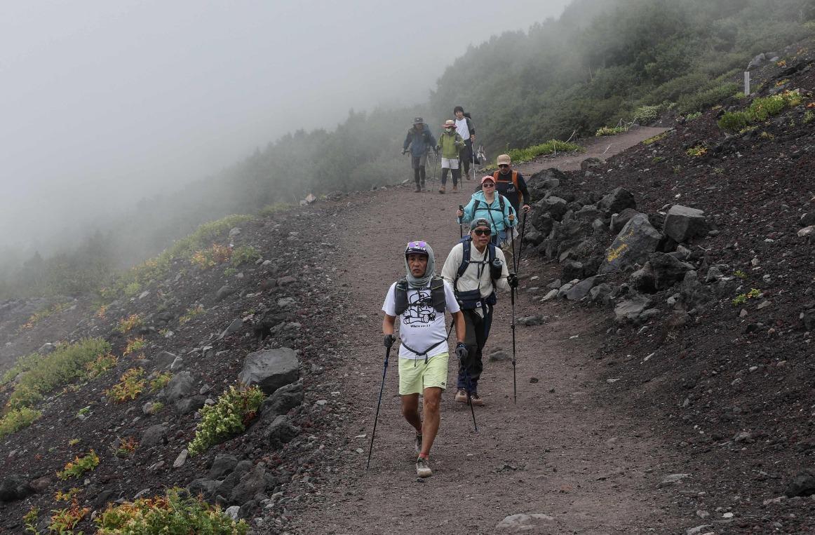 Japan's Mount Fuji 'screaming' from too many tourists