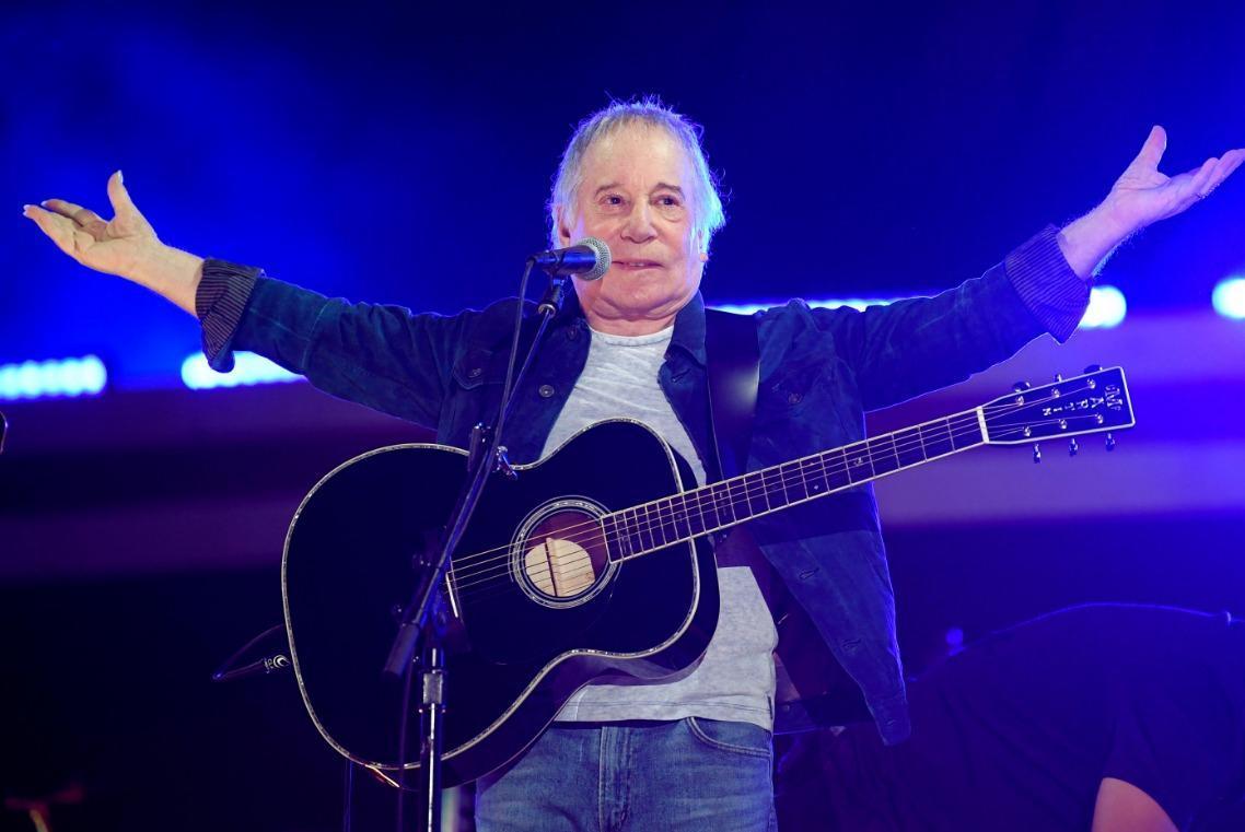 Paul Simon takes bow with new career-spanning documentary