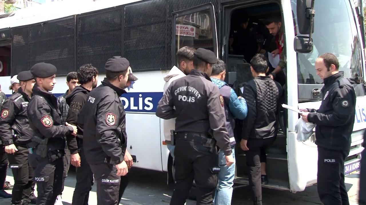 Istanbul guvernørkontor ber uregistrerte syrere om å forlate