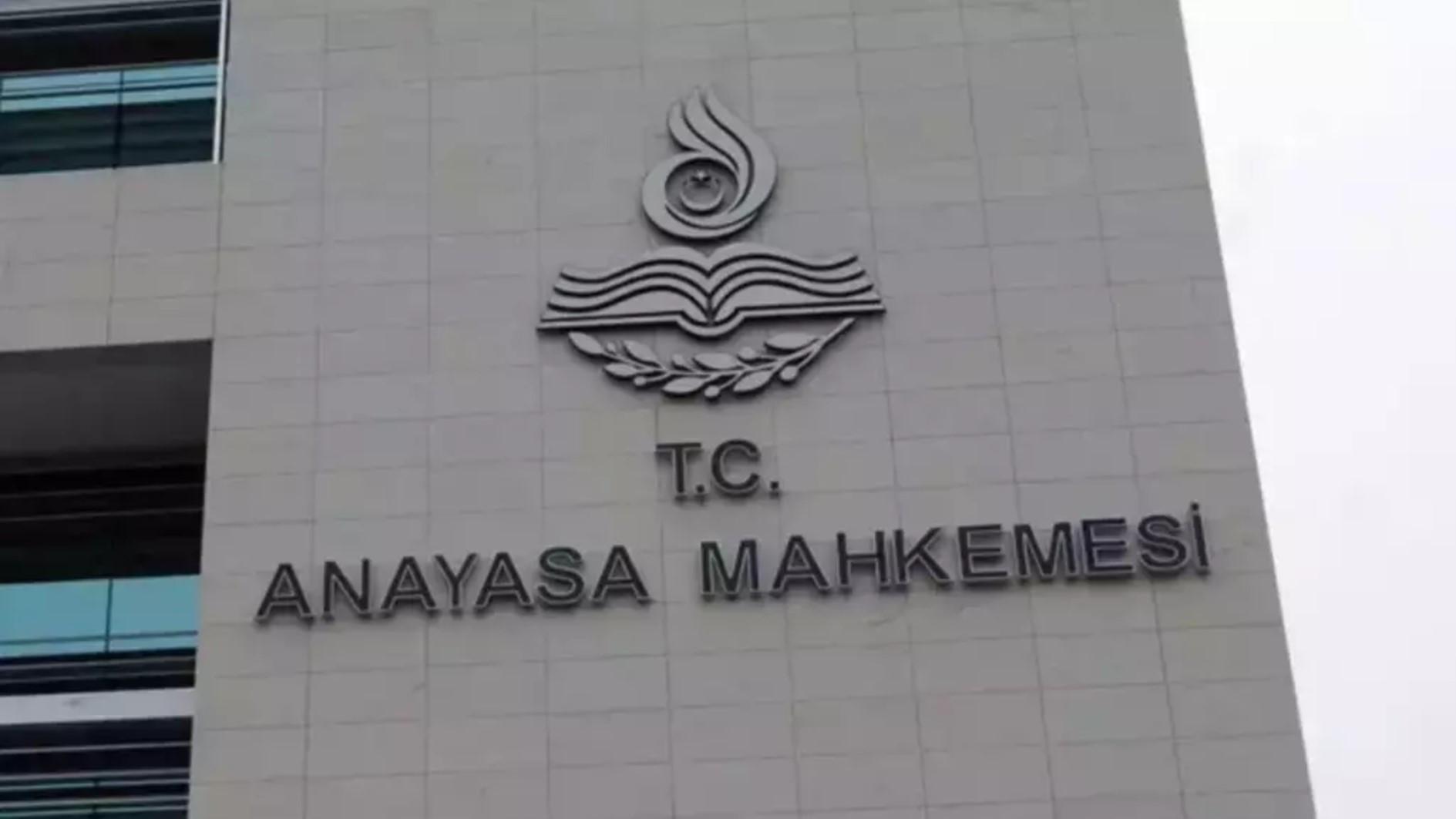 Top court annuls key provision in penal code