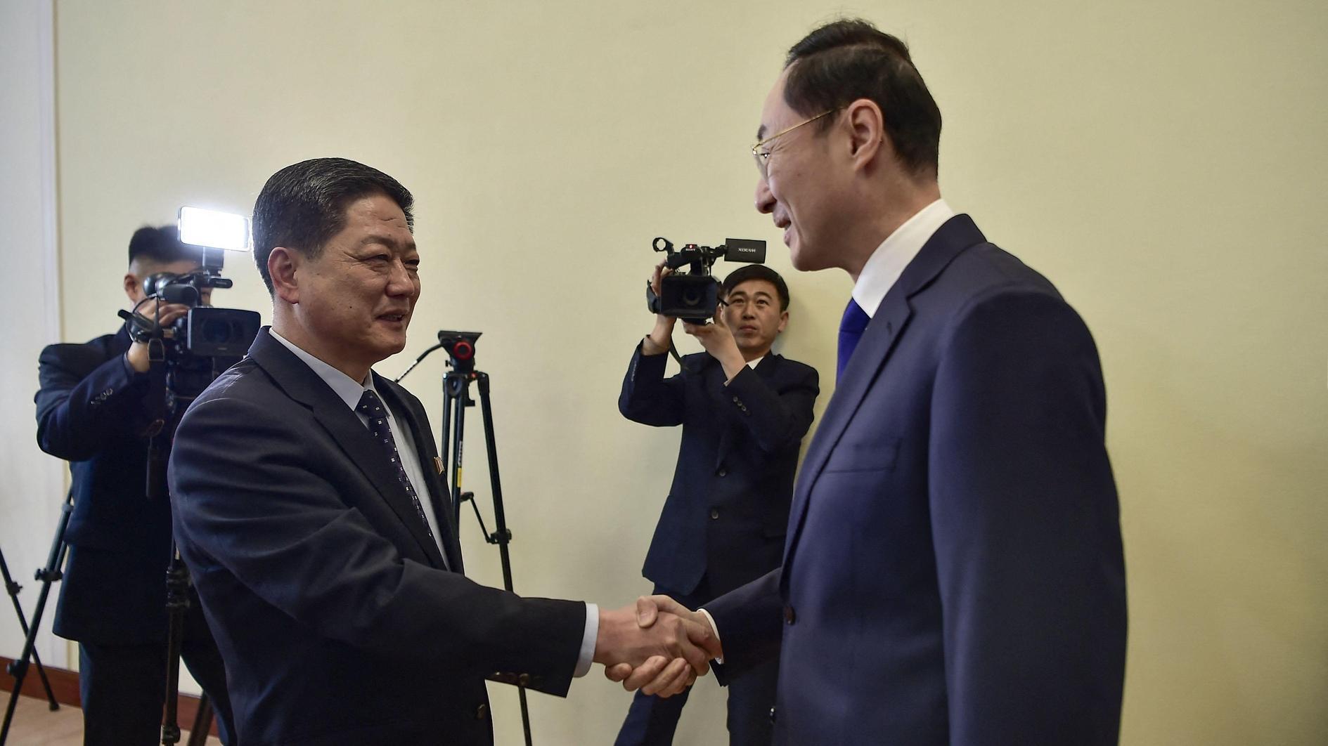 China, North Korea Vice Foreign Ministers Meet In Pyongyang - World News