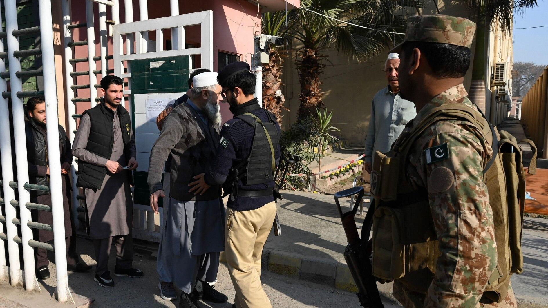 Over 20 Killed In Twin Blasts On Eve Of Pakistan Election World News